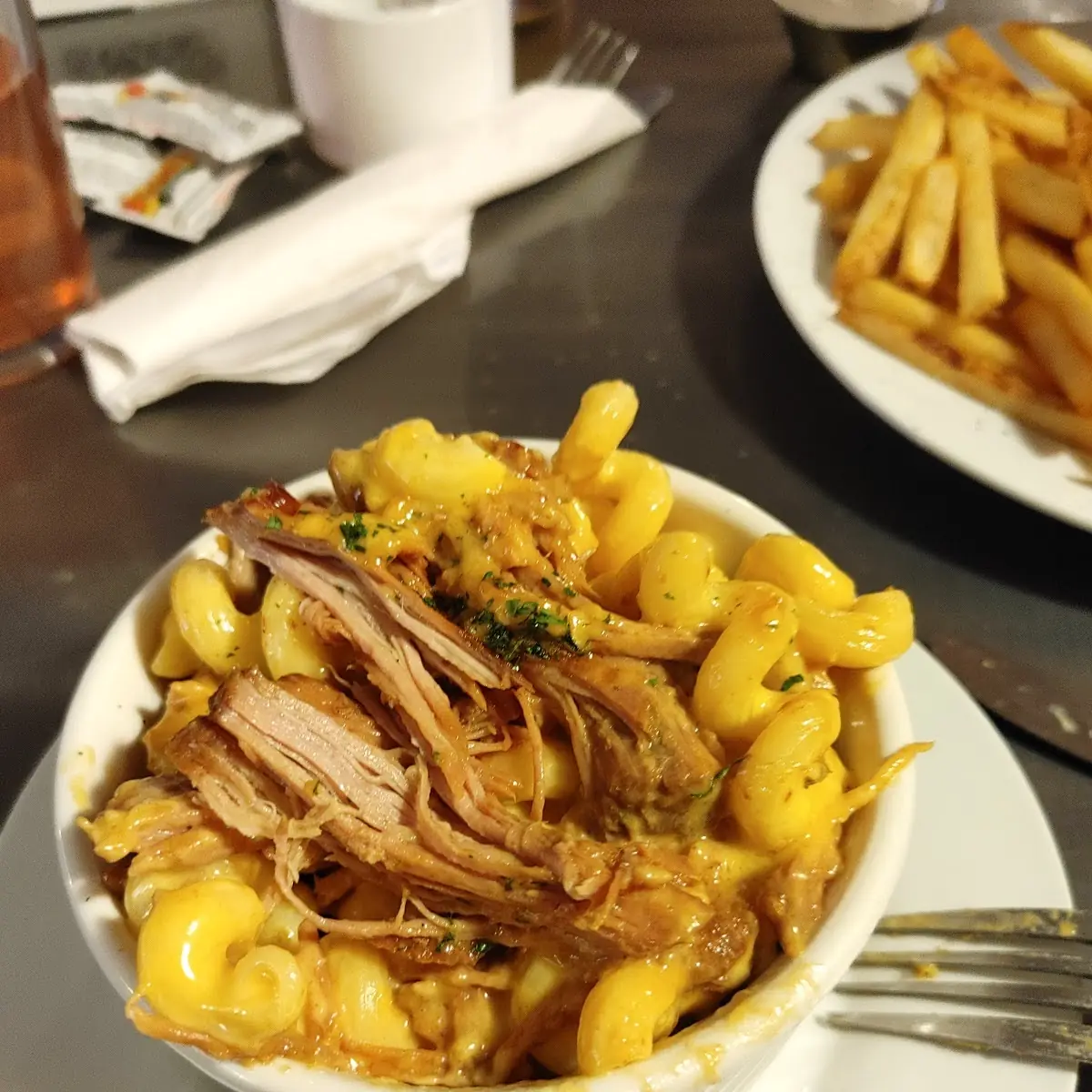 Spanish Pulled Pork and Mac and Cheese