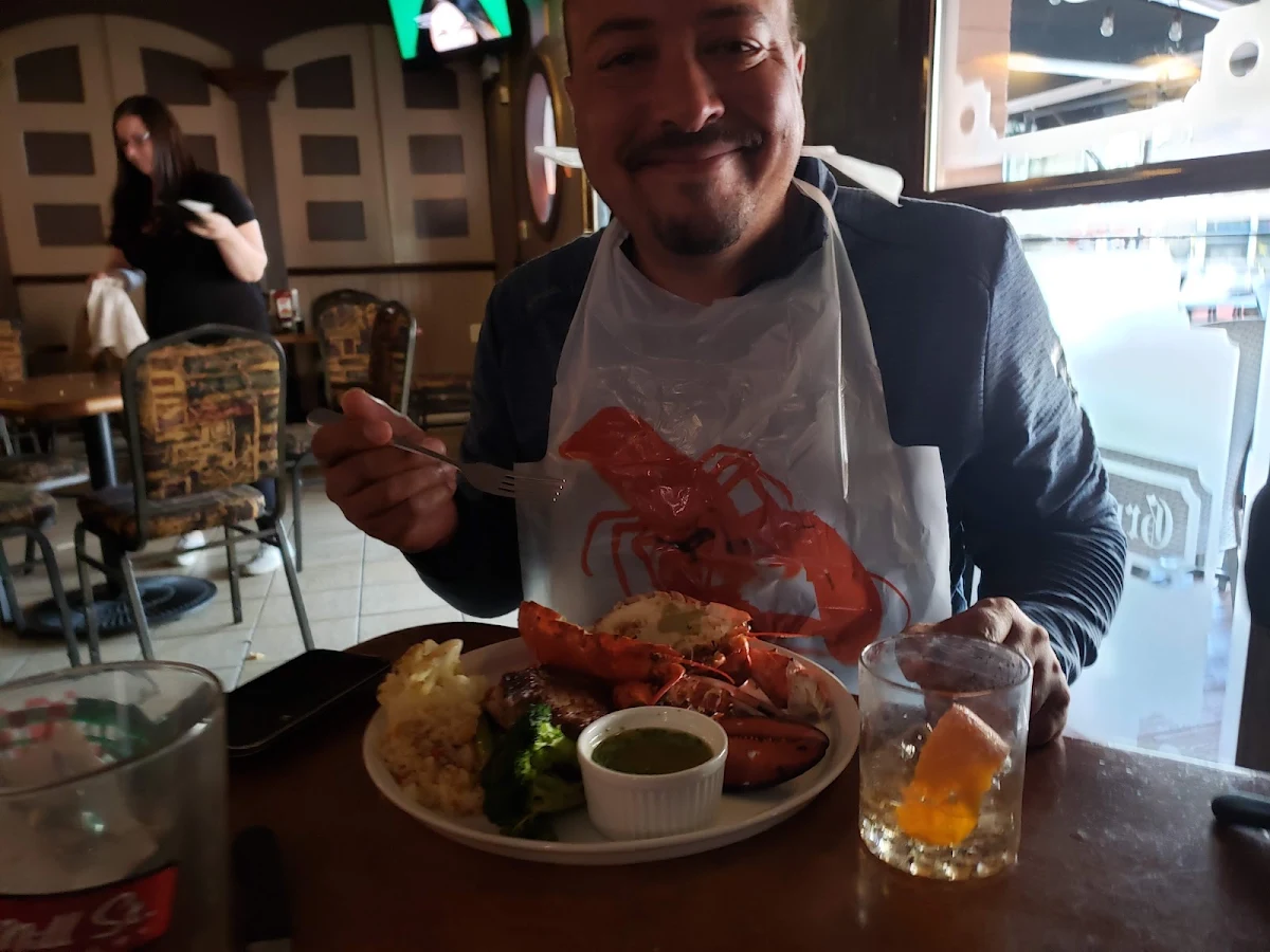 Lobster Feast, Green Sleeves