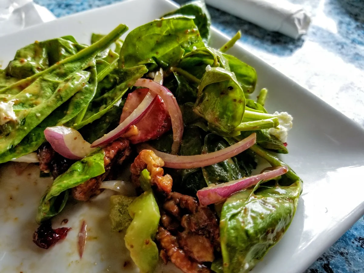 Spinach and Strawberry Salad, Green Sleeves