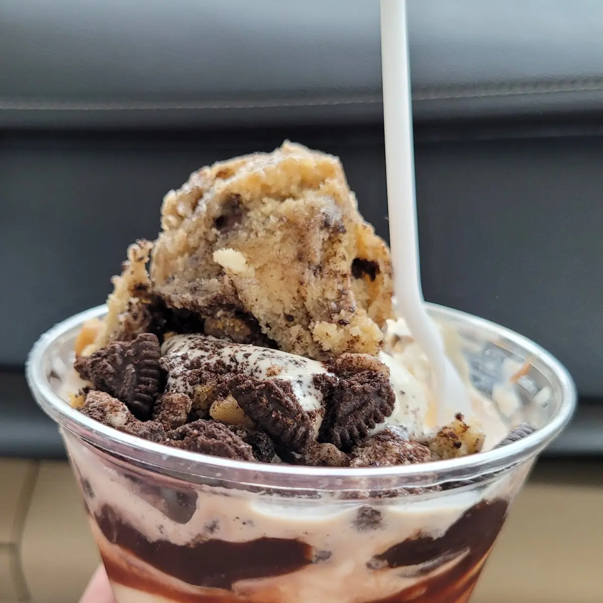 Oreo Big Scoop Cookie Dough Sundae