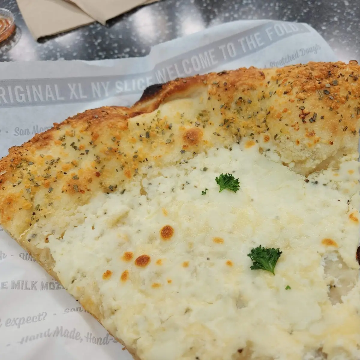 White Cheese Pizza