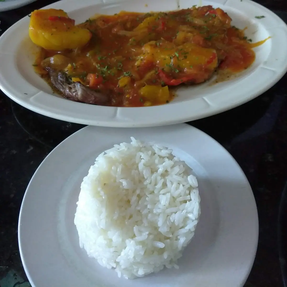 Lengua En Salsa Criolla
