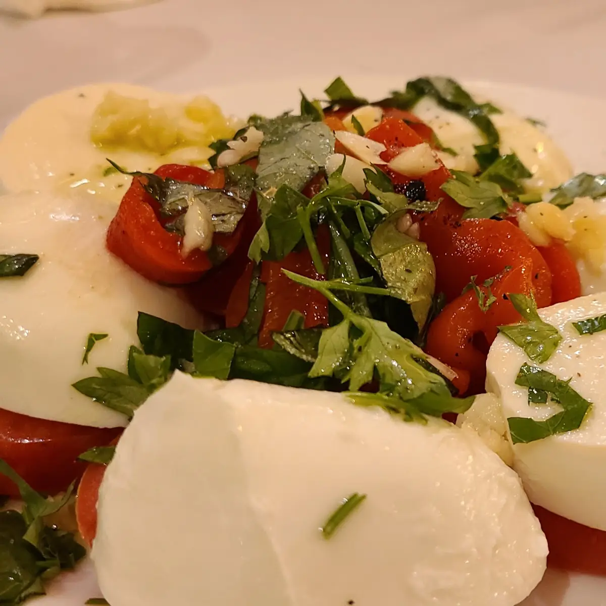 Fresh Mozzarella Tomato & Basil