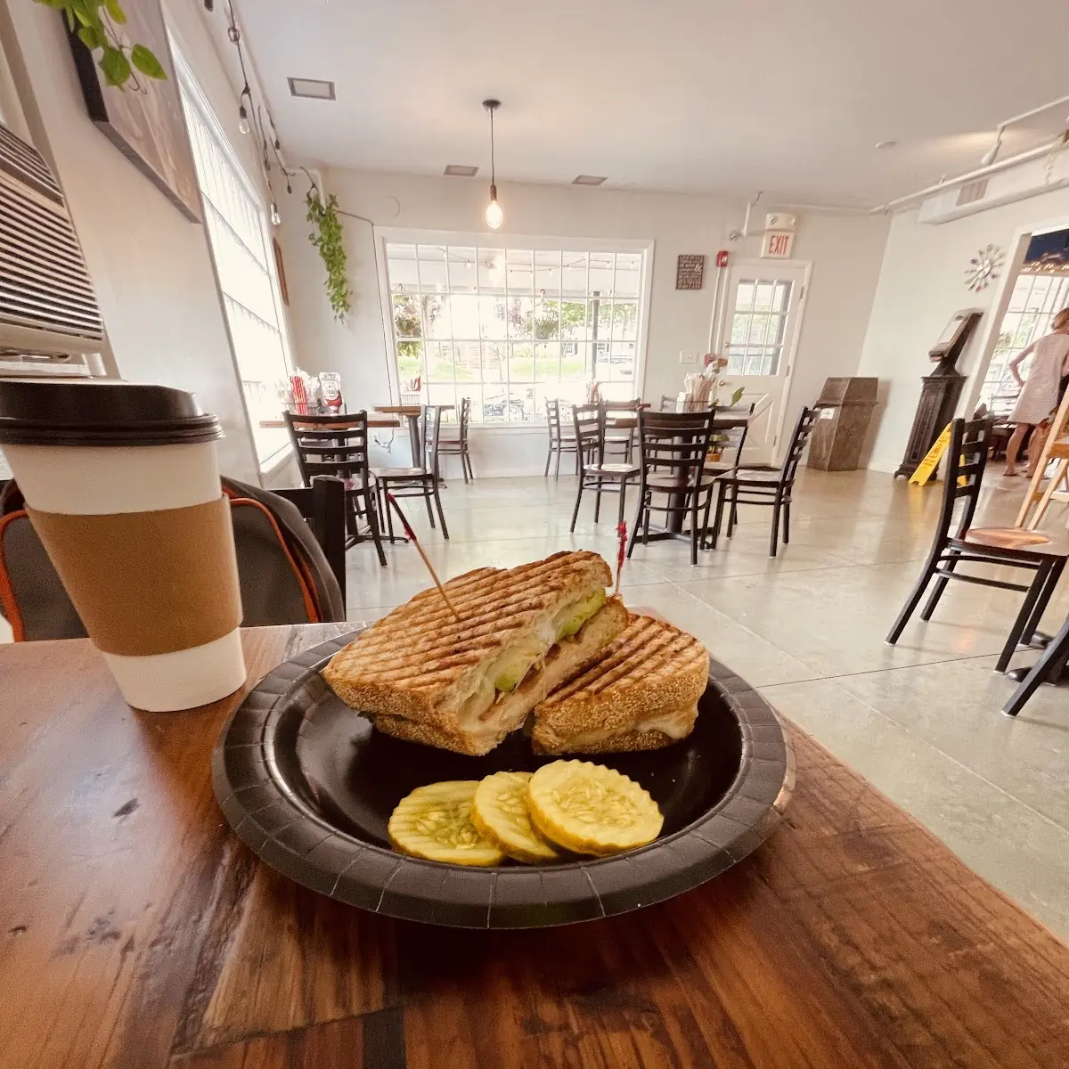 Breakfast sandwich