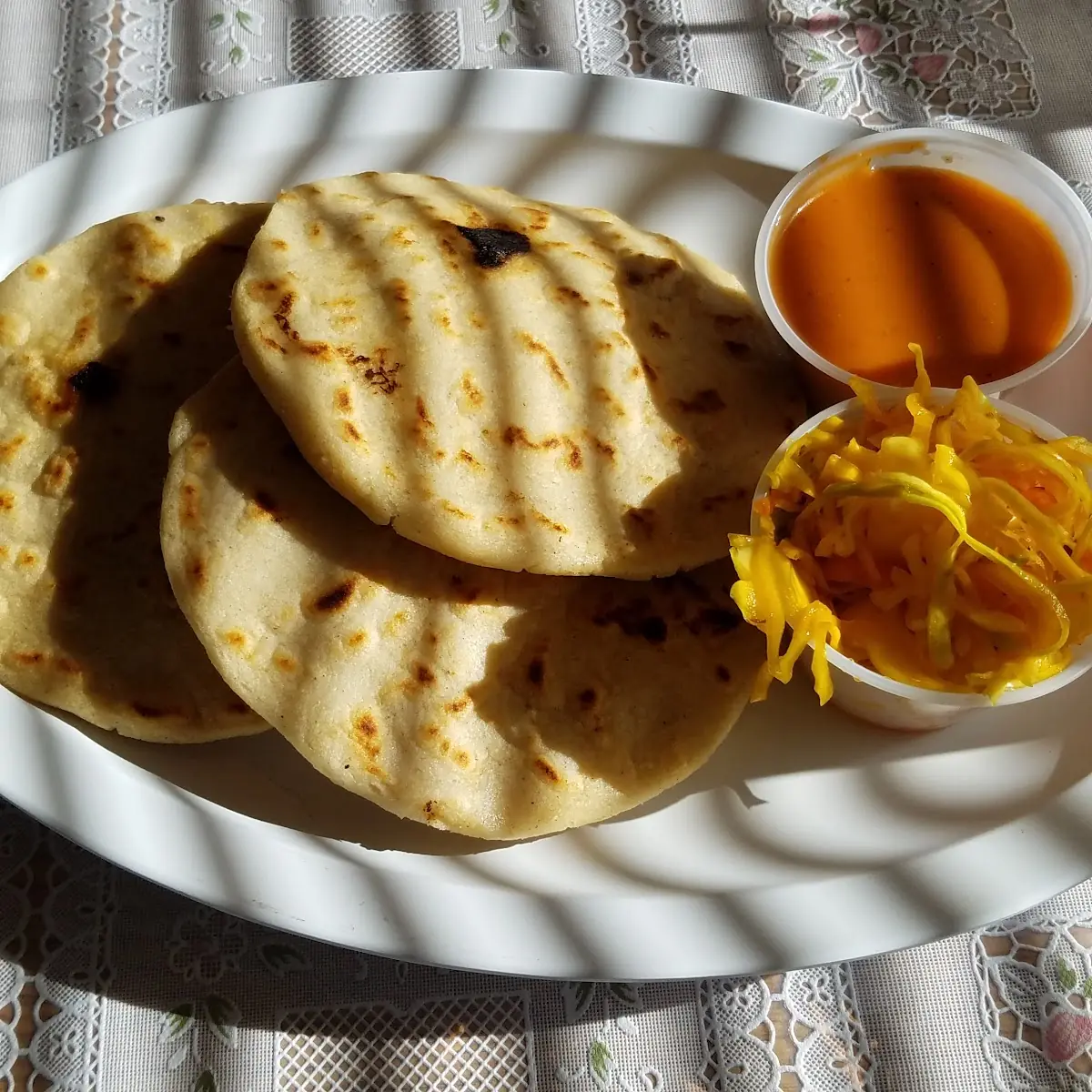 Pupusas Revueltas