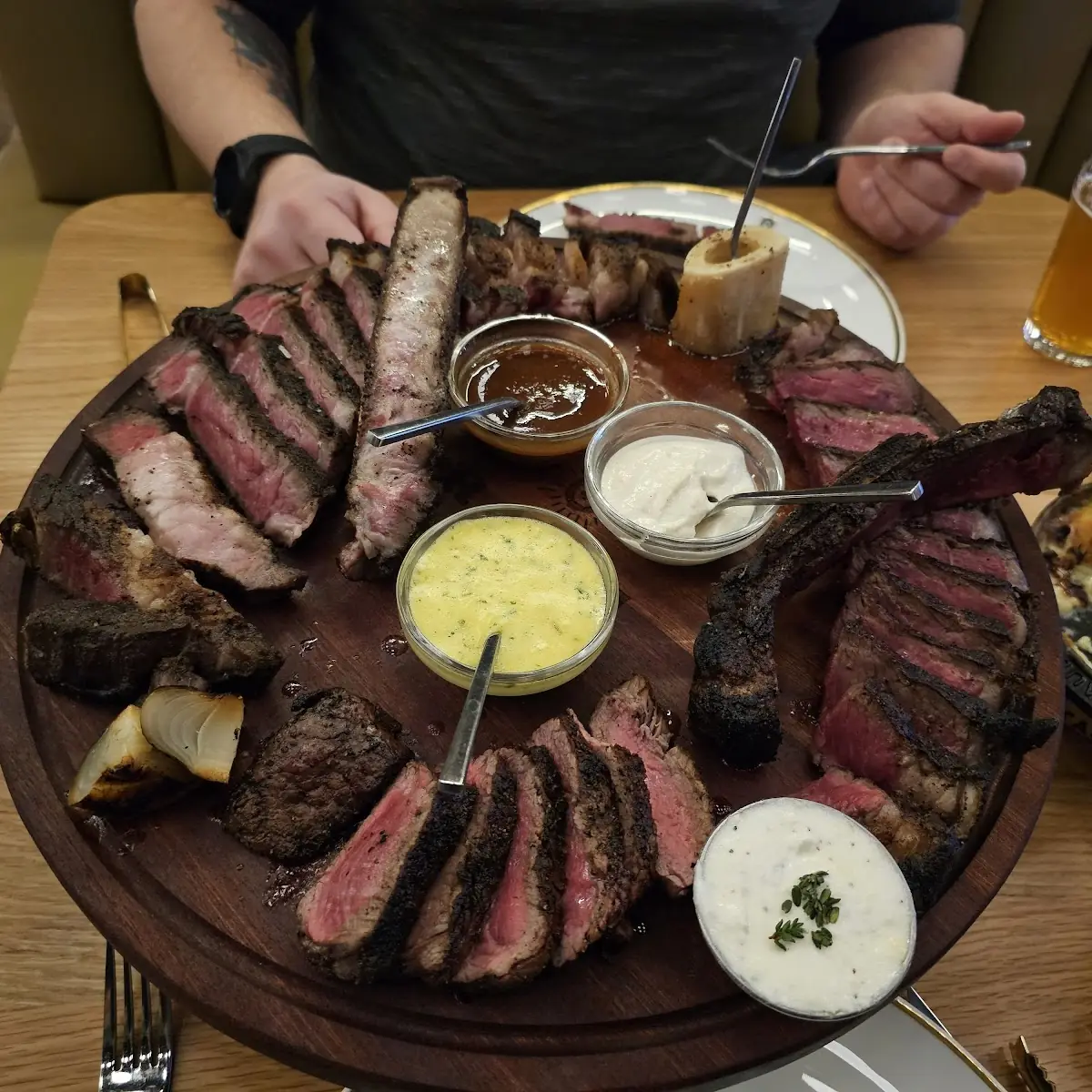 The Associate Platter