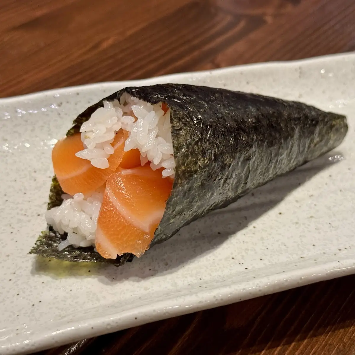 Salmon Hand Roll