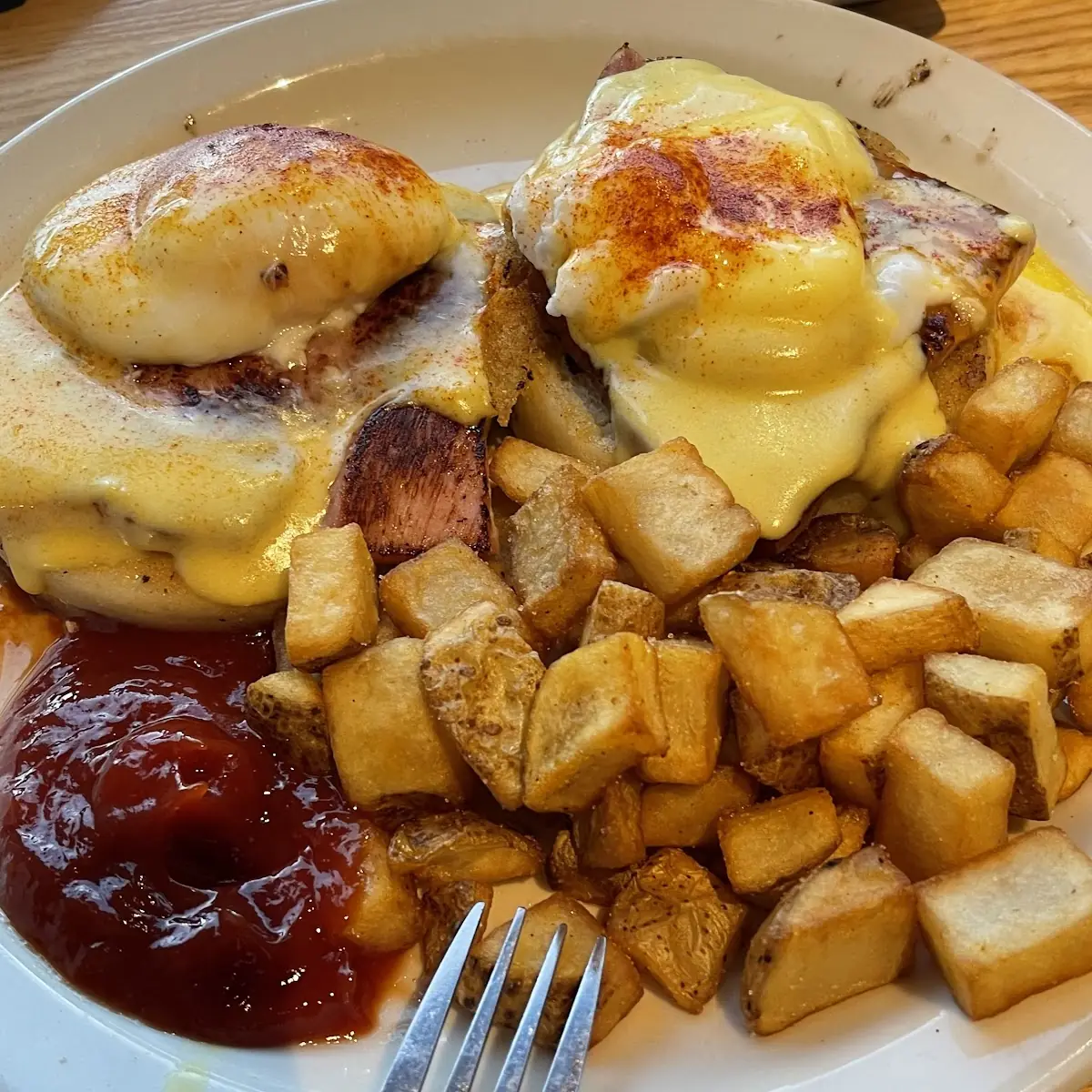 Eggs Benedict