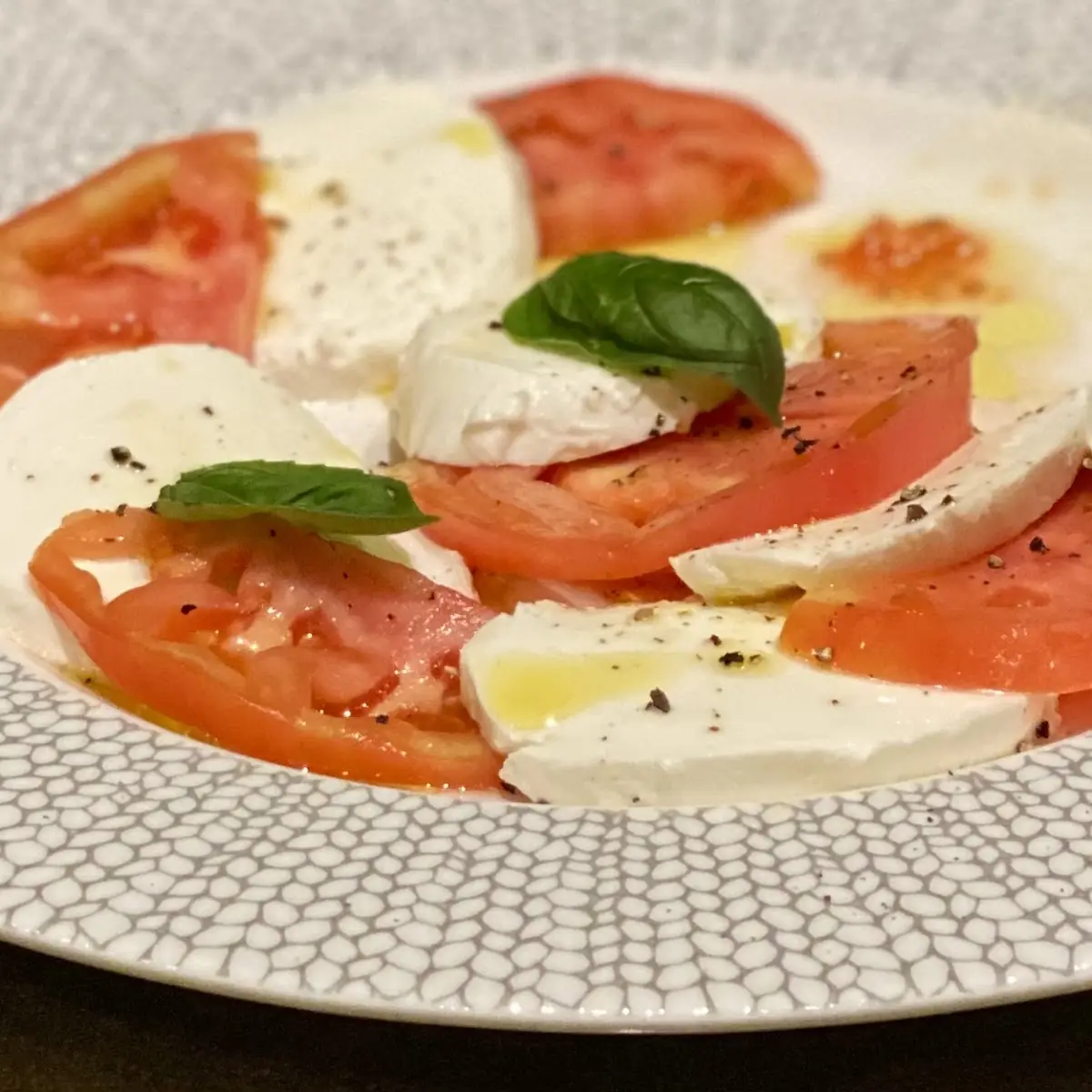 Starter Caprese Salad