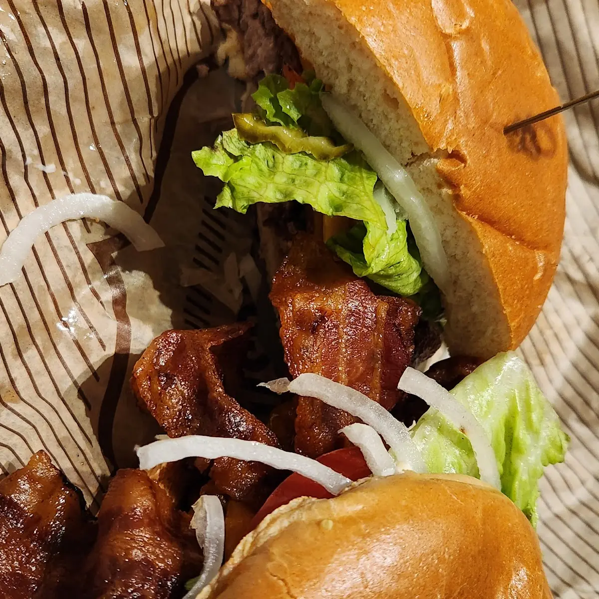 Bacon Cheeseburger