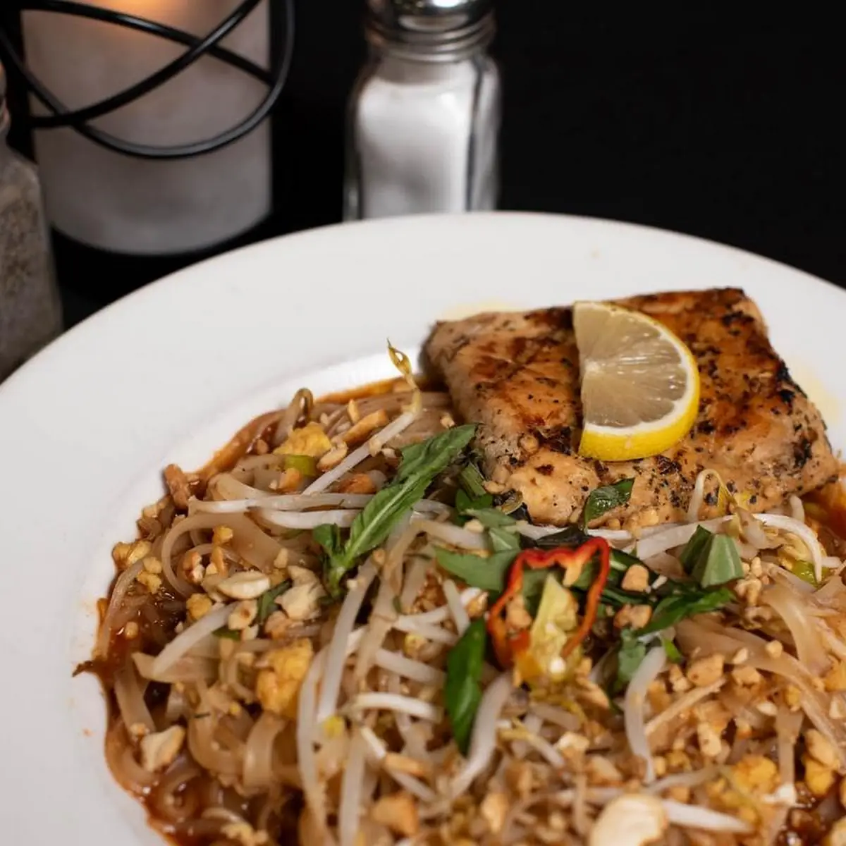 By's Pad Thai With