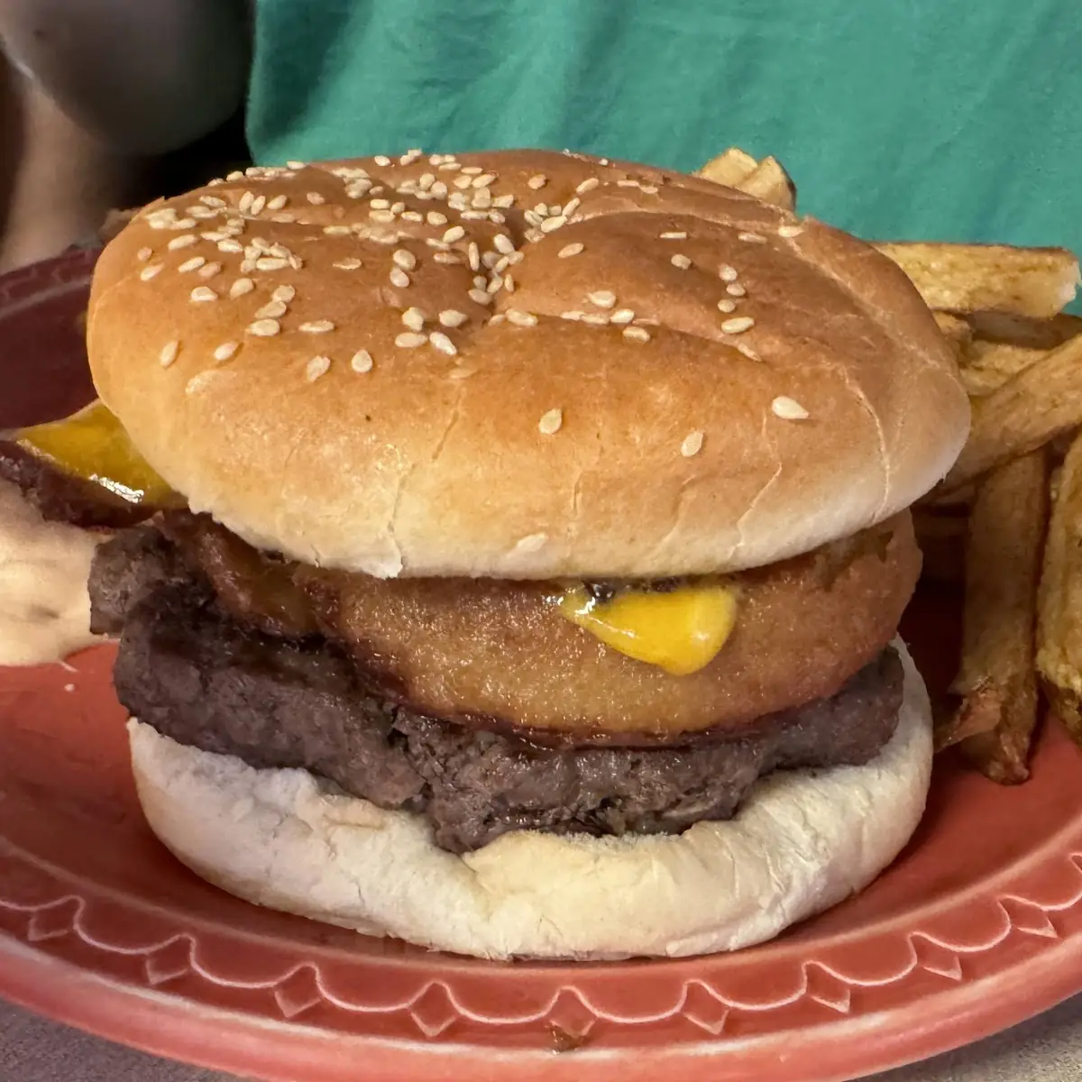 Cheeseburger Deluxe