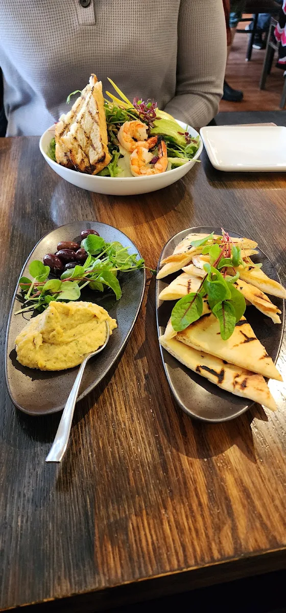 Hummus and Pita Bread