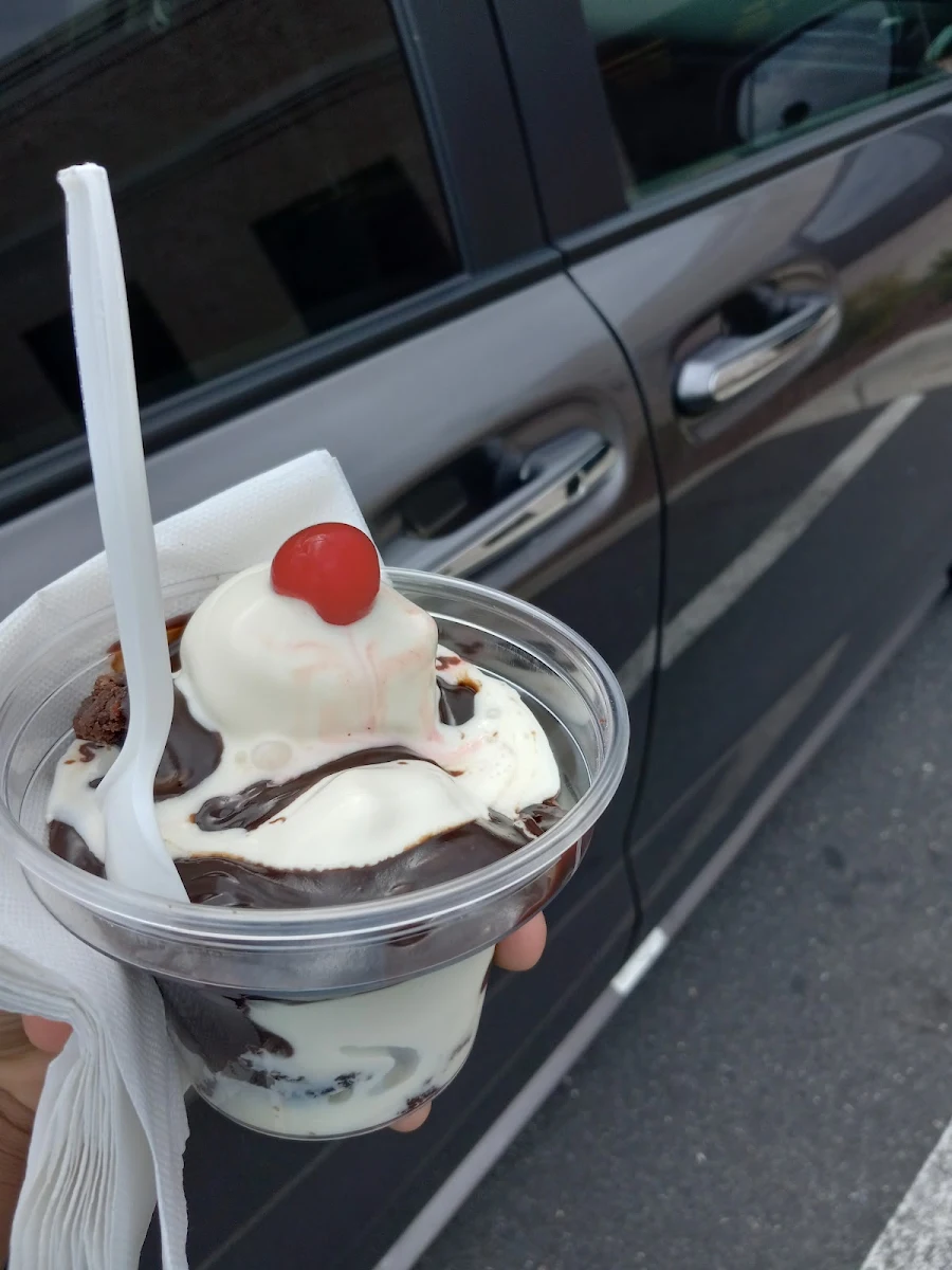 Stolen Brownie Sundae