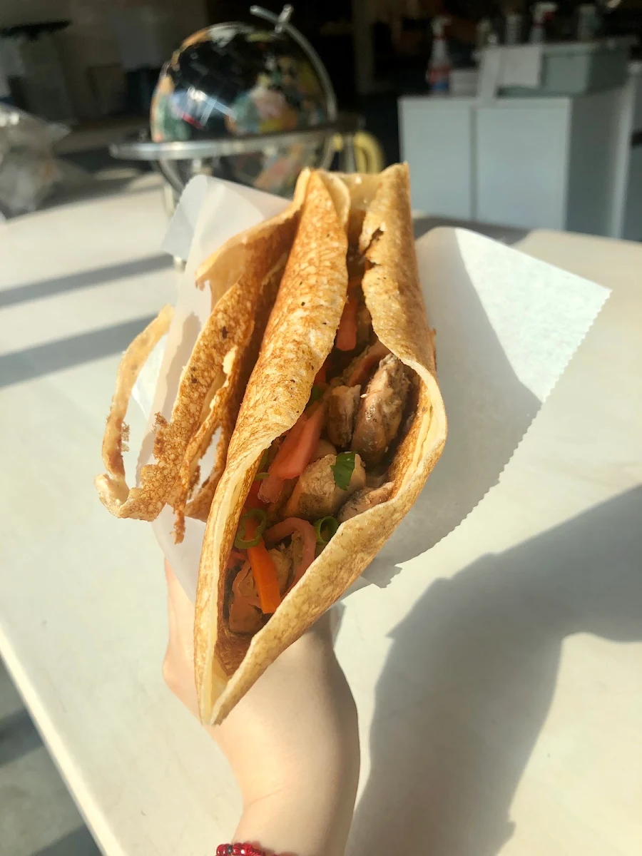 Szechuan Chicken Crepe