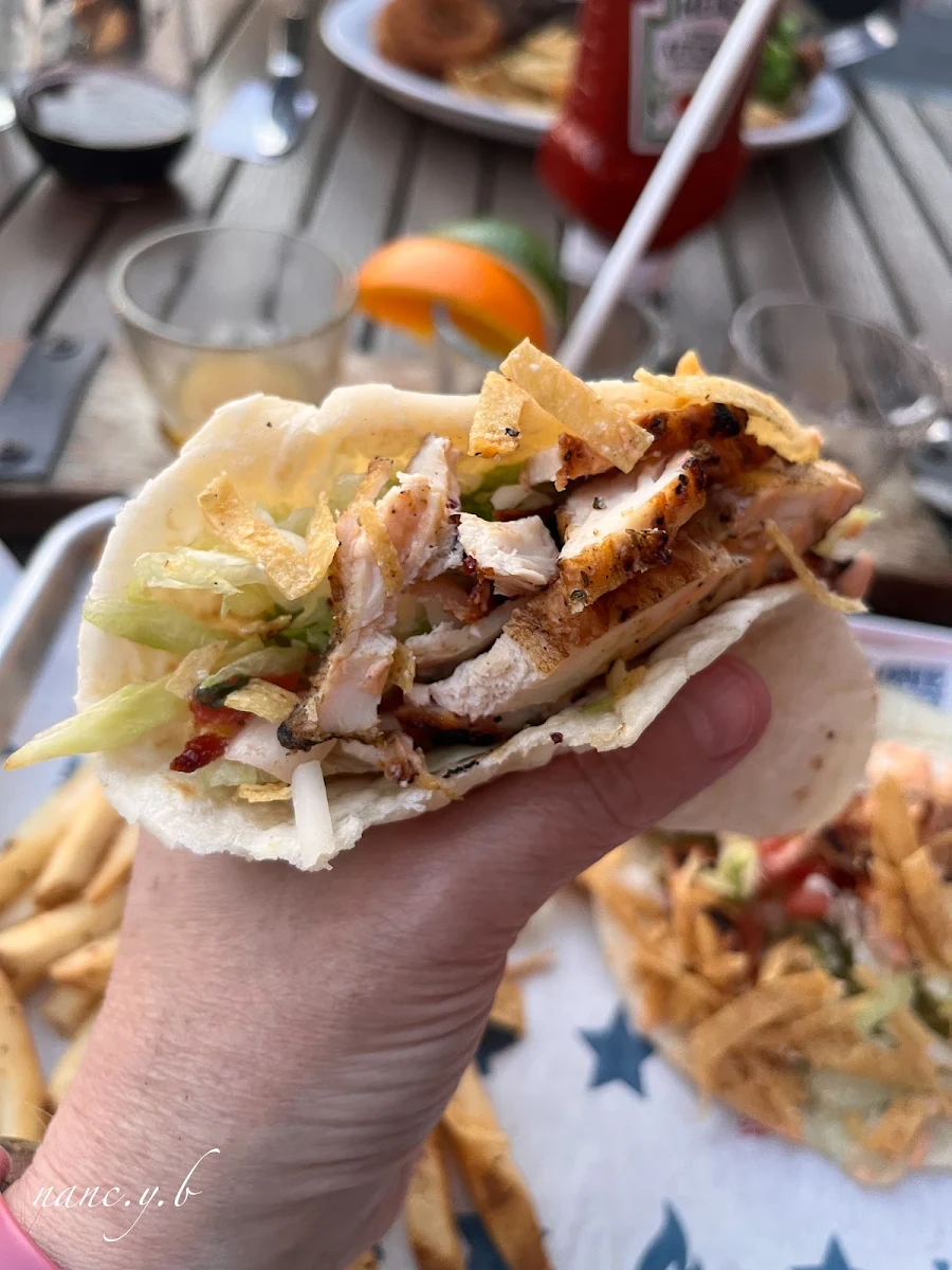 Daso Chicken Tacos, Lone Star Texas Grill