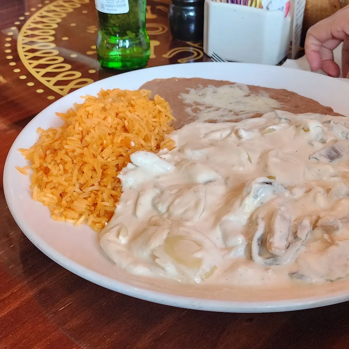 Pollo En Crema