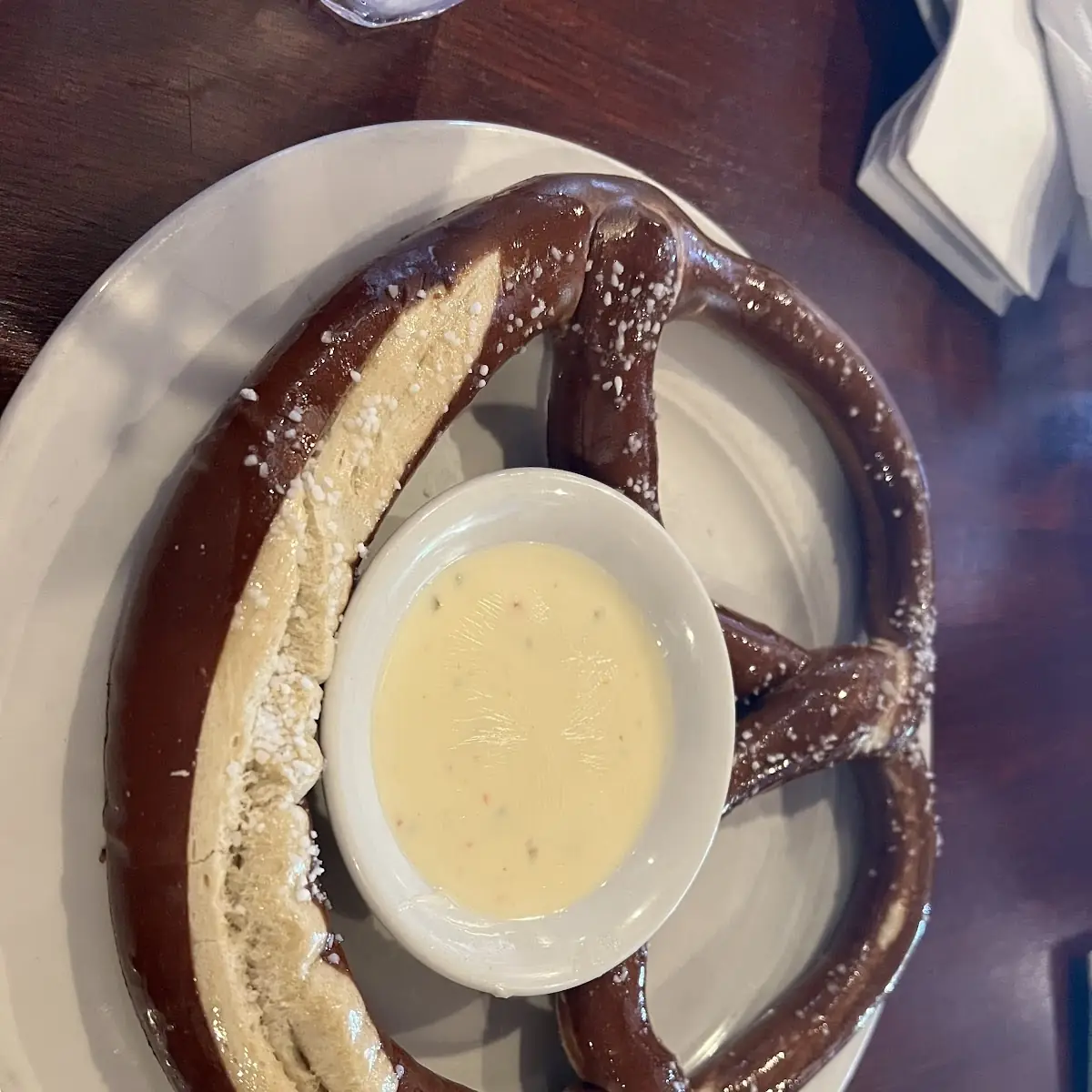 Soft Pretzel Queso