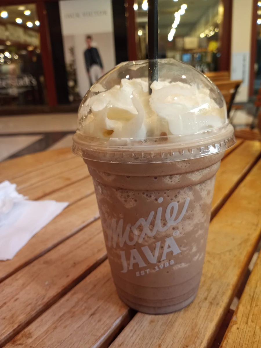 White Chocolate Mocha Blended Latte