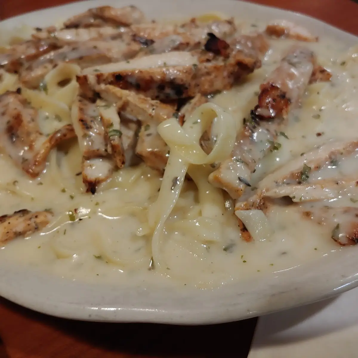 Alfredo Pasta with Chicken