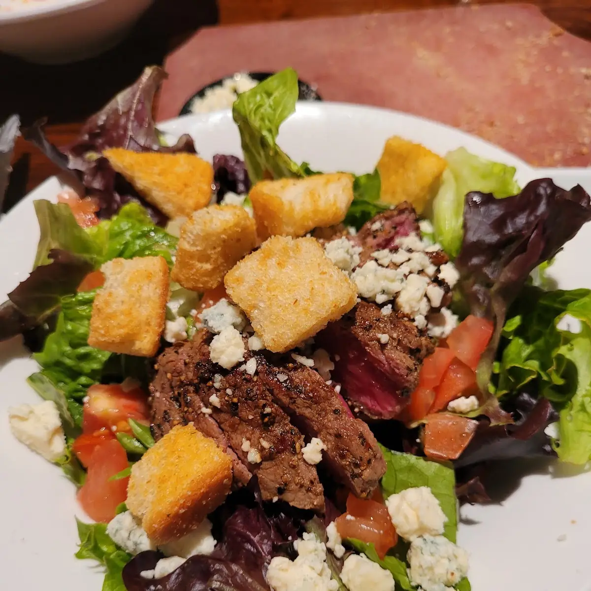 7-Pepper Sirloin Salad