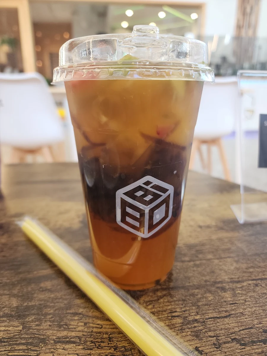 Fresh Fruit Tea