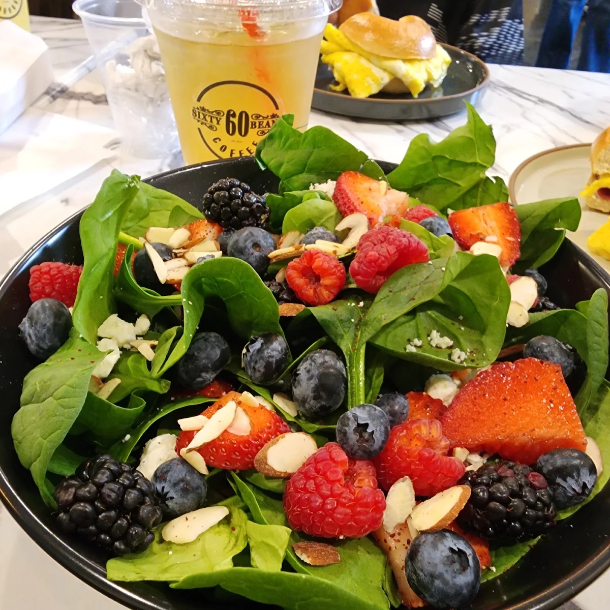 Berry and Nut Salad with Iced Green Tea
