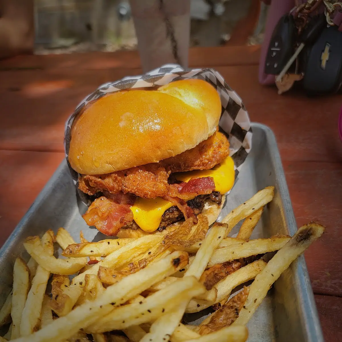 Fried Macaroni and Cheese Cheese Bacon Burger
