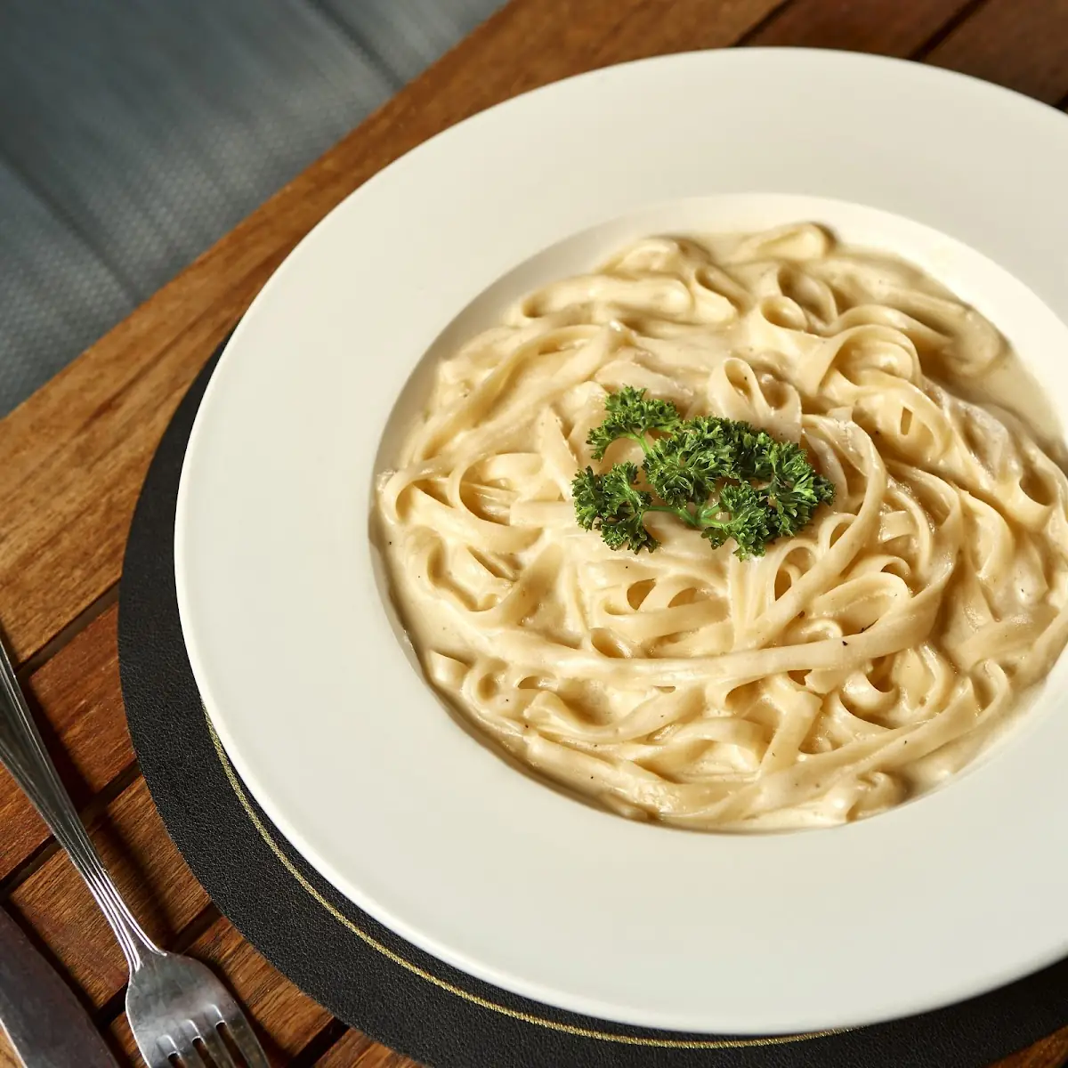 Fettuccine Alfredo