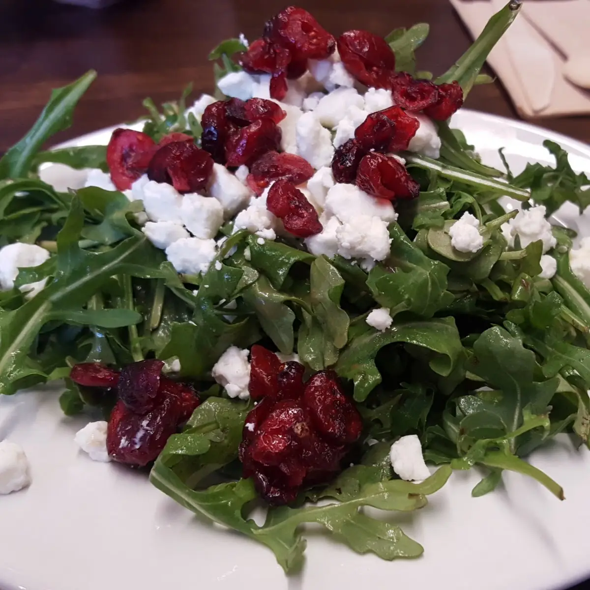 Arugala Salad with Goat Cheese