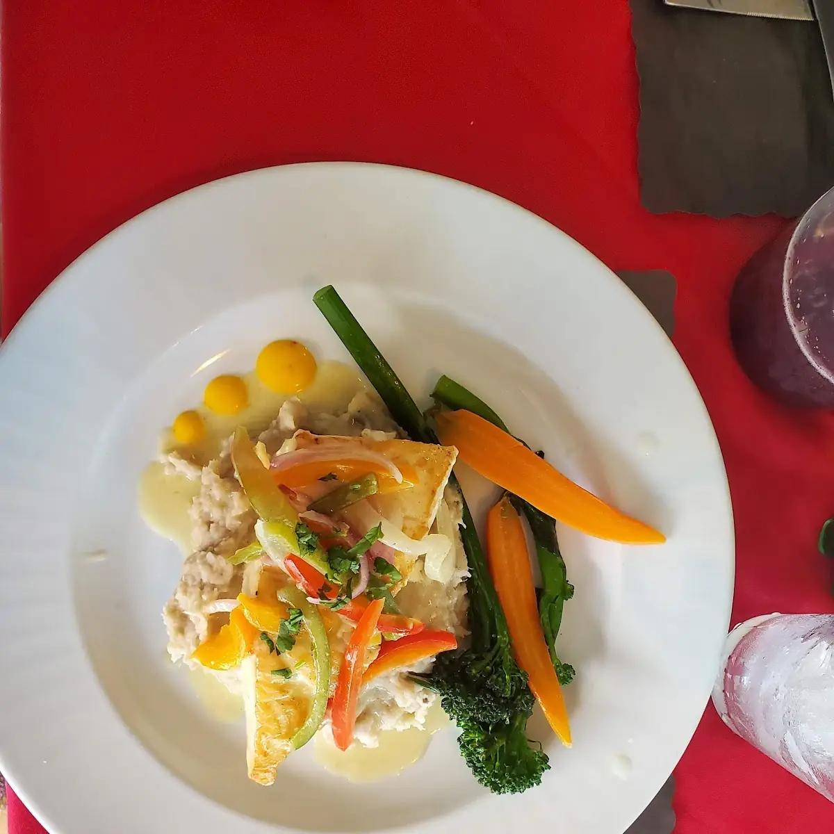 Filete De Rodaballo En Salsa De Vino Blanco