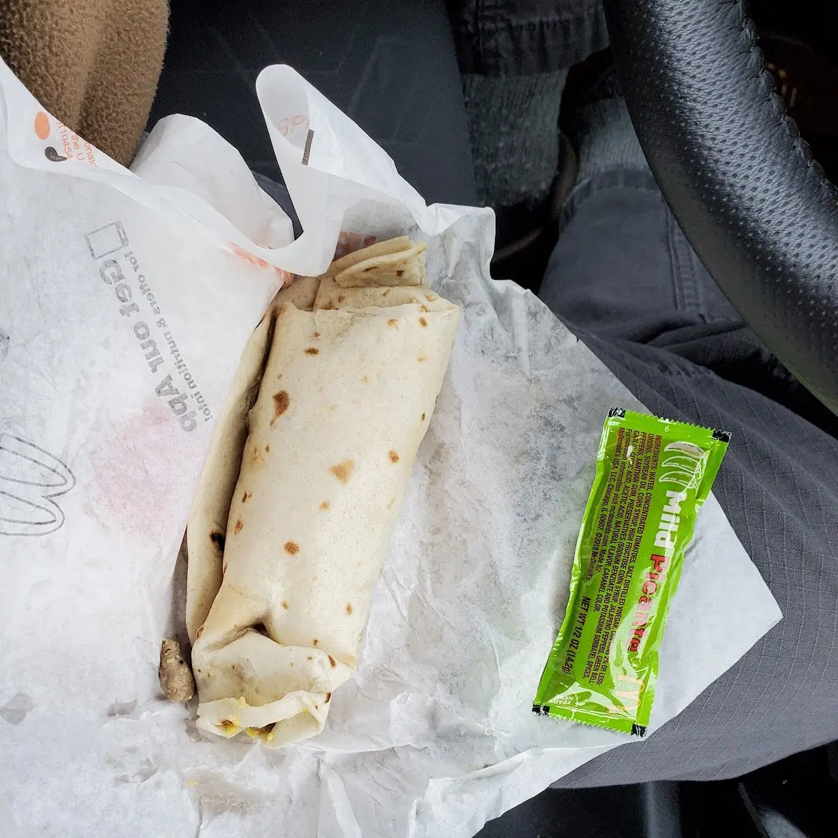 Breakfast Burrito w Mild Sauce