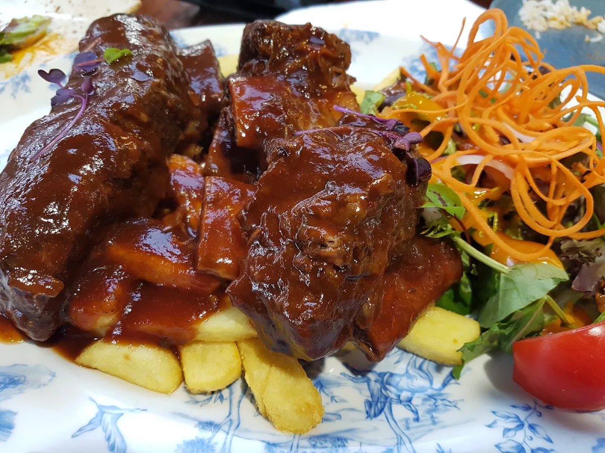 Beef Ribs, SparQling Pizza & Grill