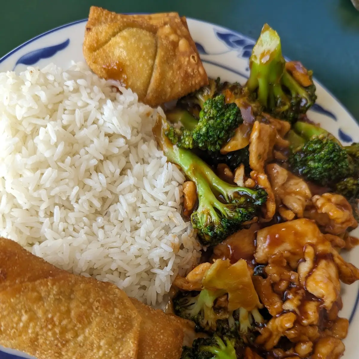 Steamed Chicken w Broccoli