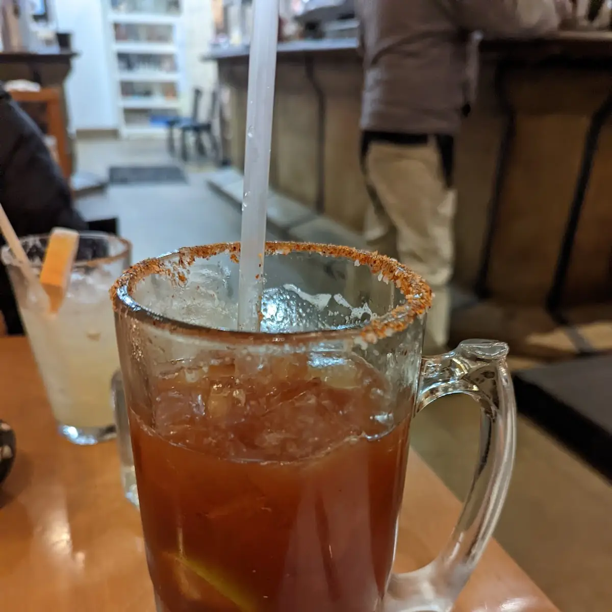 Michelada Con Clamato Y Modelo Negra
