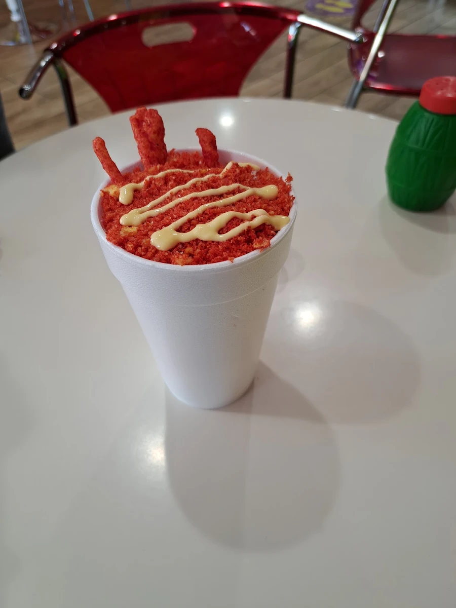 Elote Loco Con Hot Cheetos