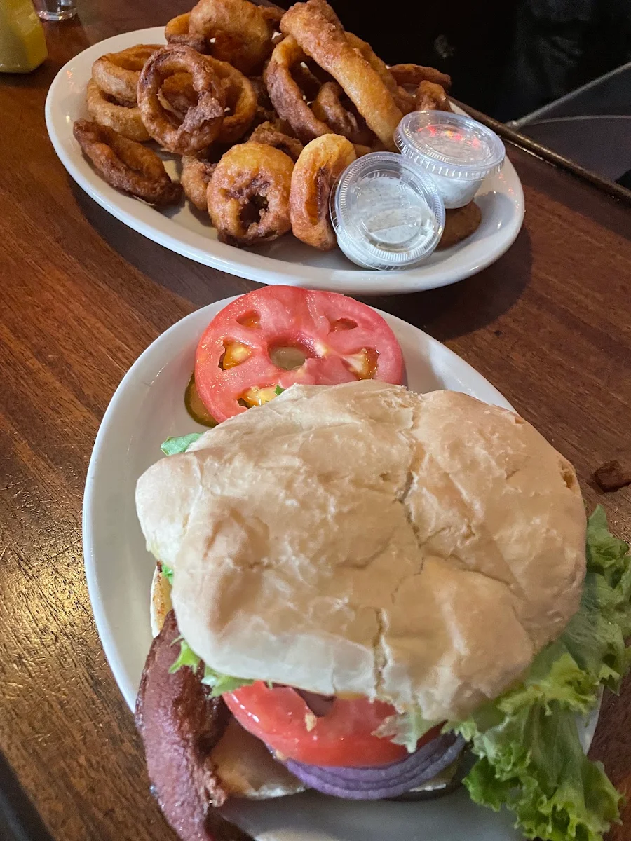 Bacon Cheeseburger Deluxe Burger