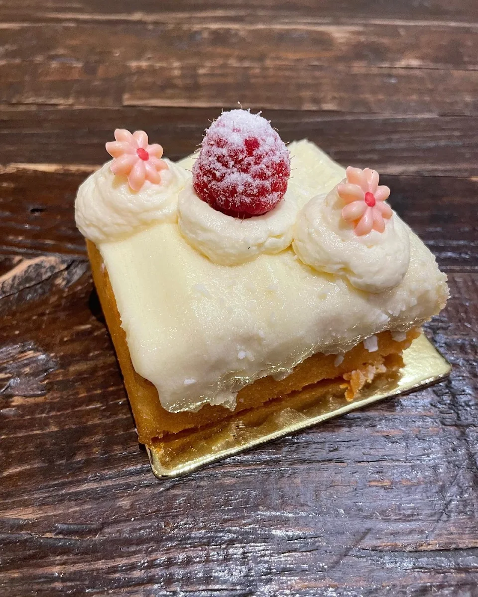Highlights, Cream Patisserie Boulangerie
