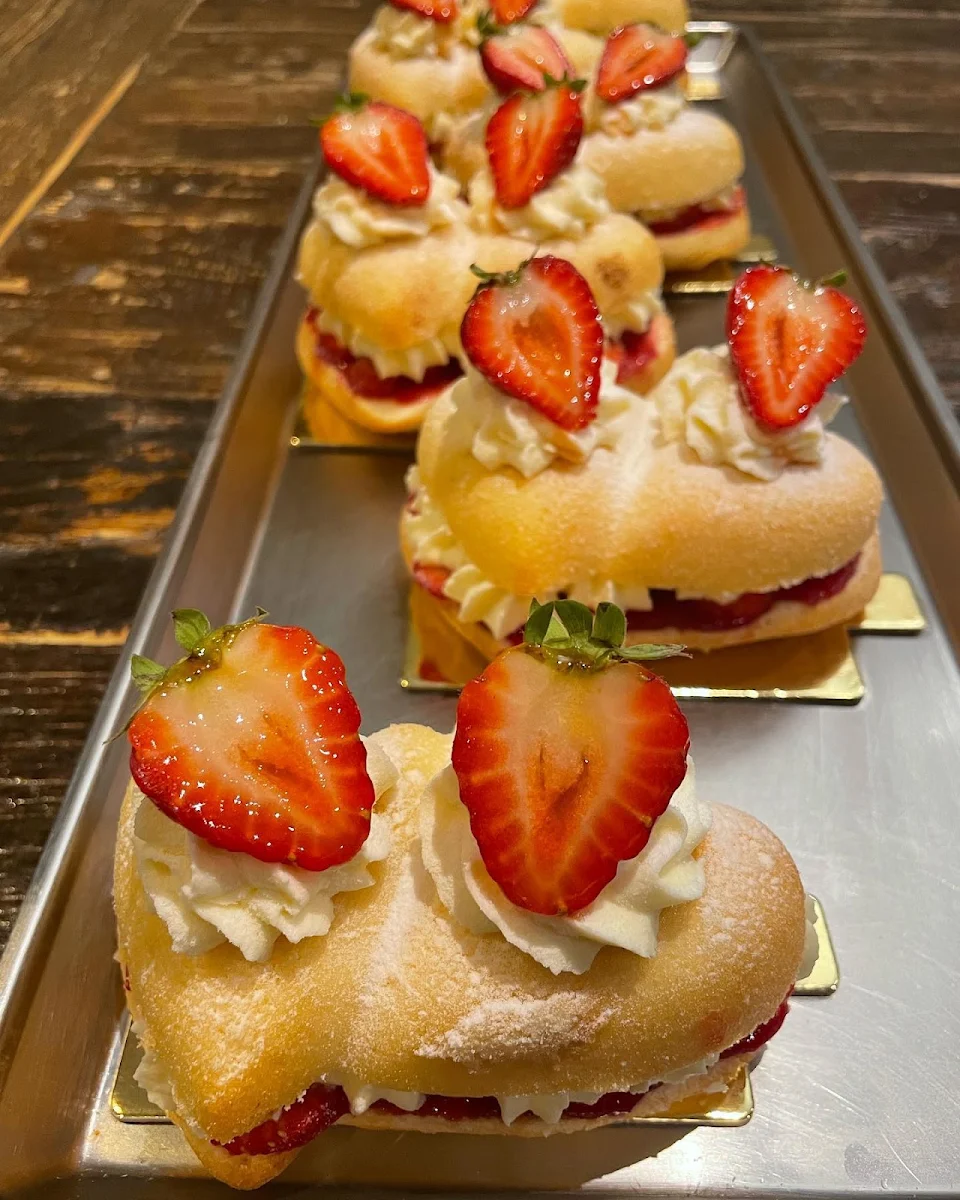 Highlights, Cream Patisserie Boulangerie