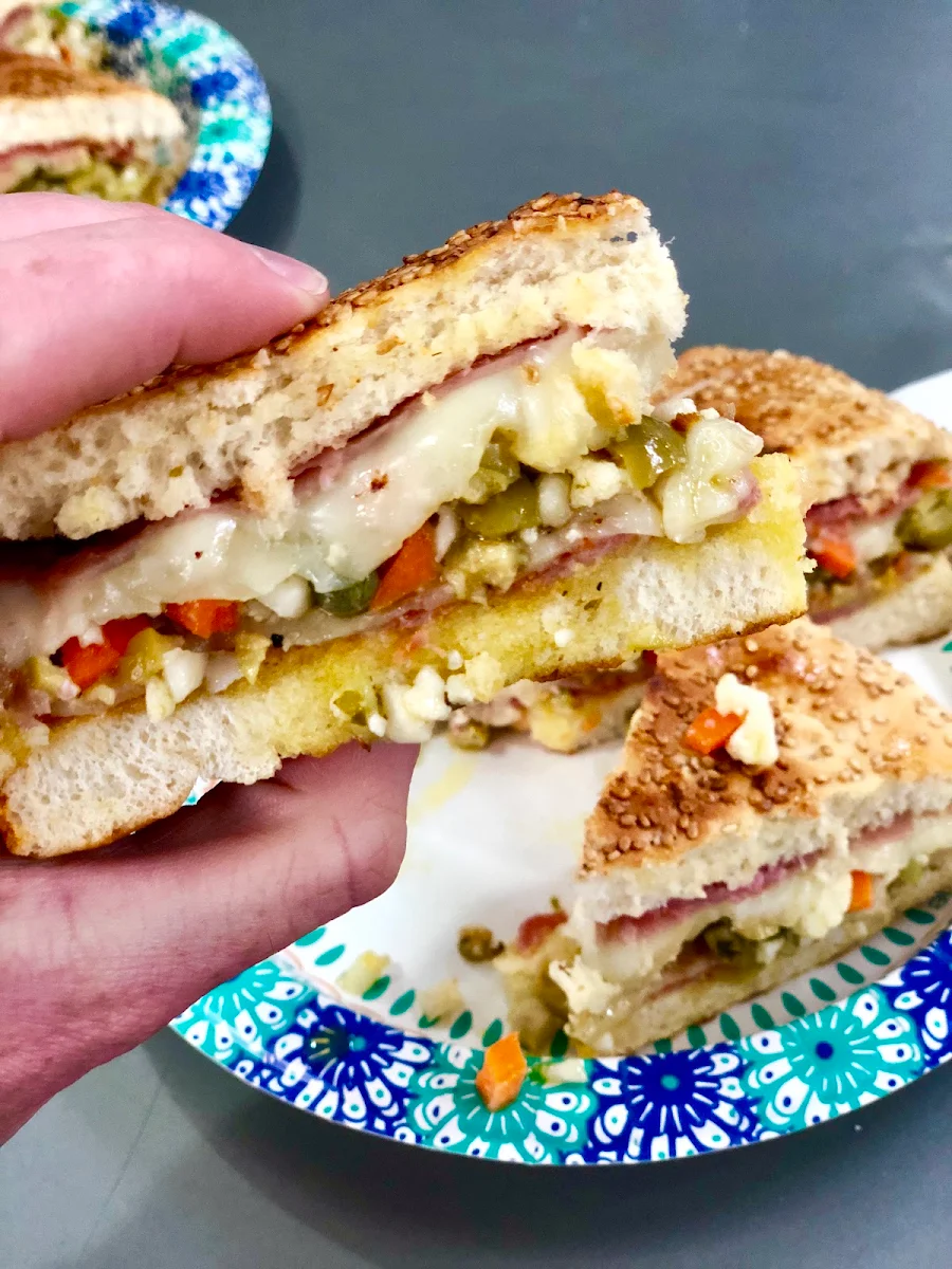 Grill Cheese & Veggie Sandwich