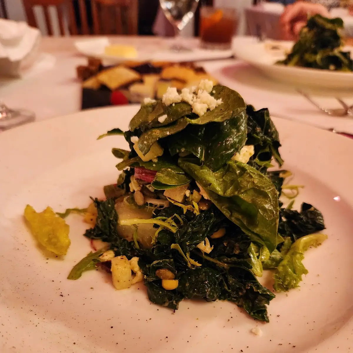 Empire Crispy Local Lettuce Salad