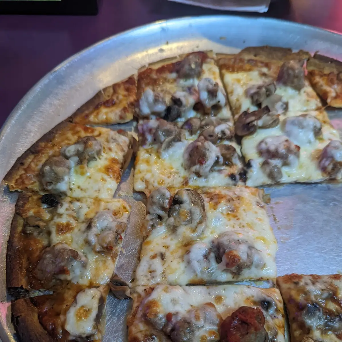 Deluxe Pizza