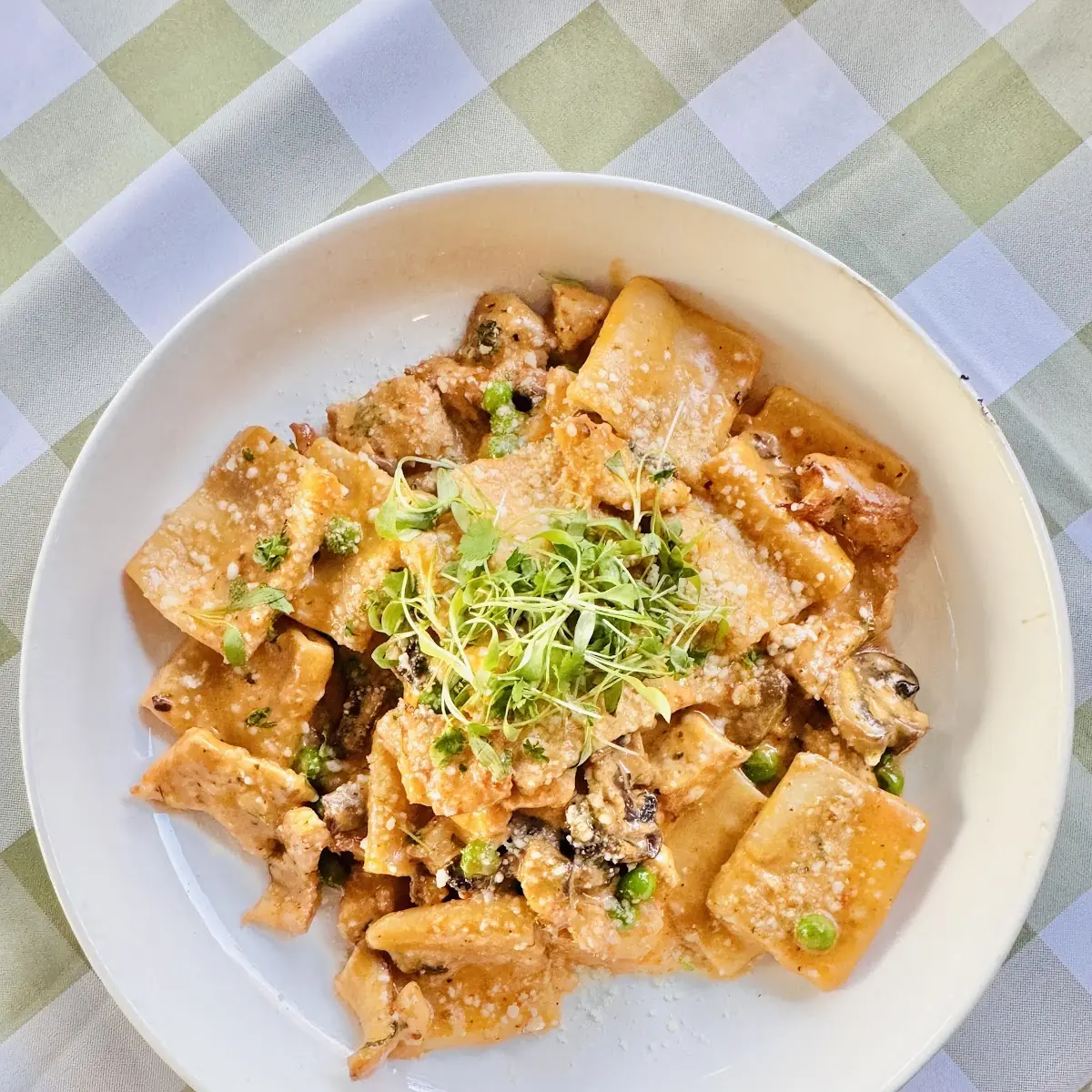 Rigatoni Bolognese