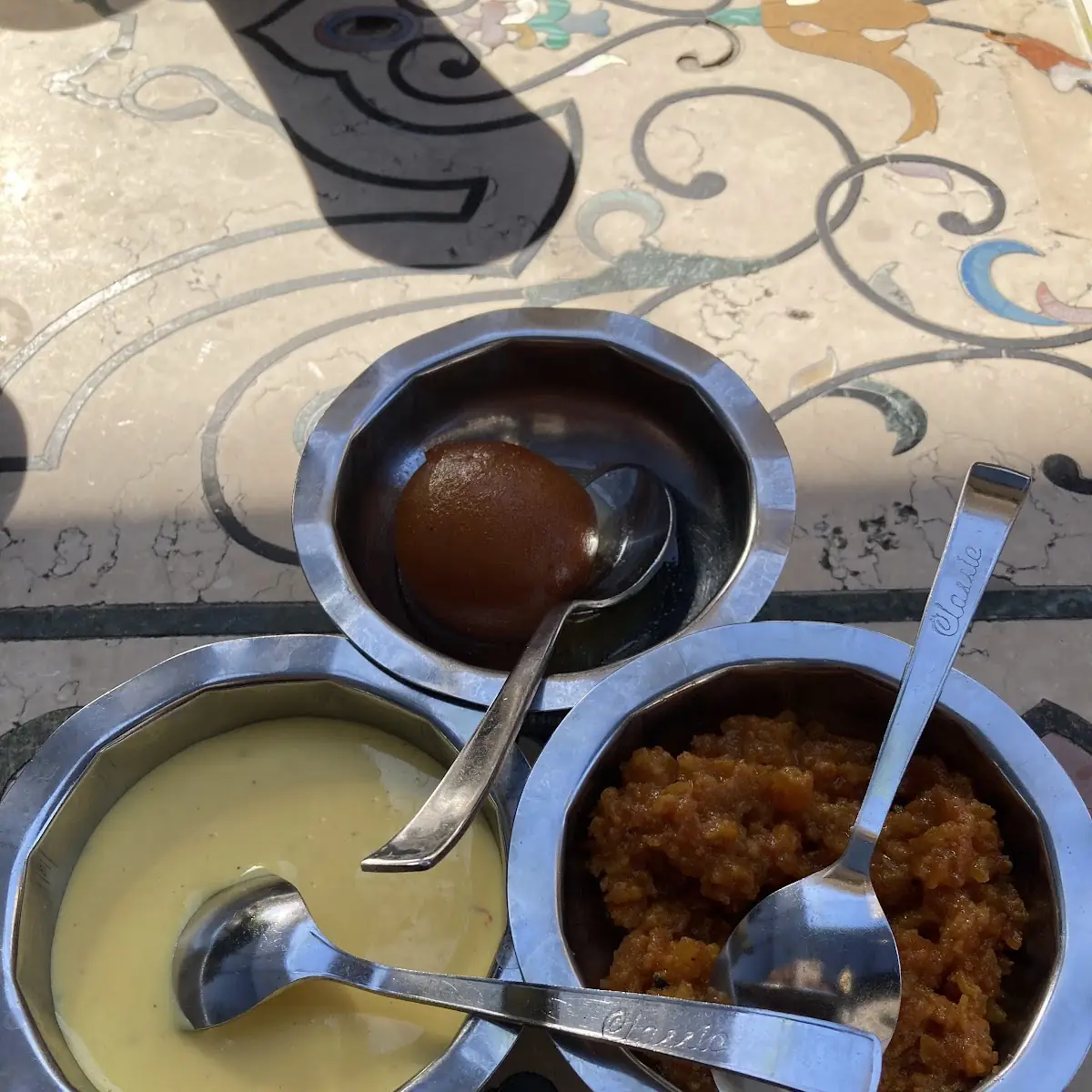 Gulab Jamun Shrikhand Gajar Halwa