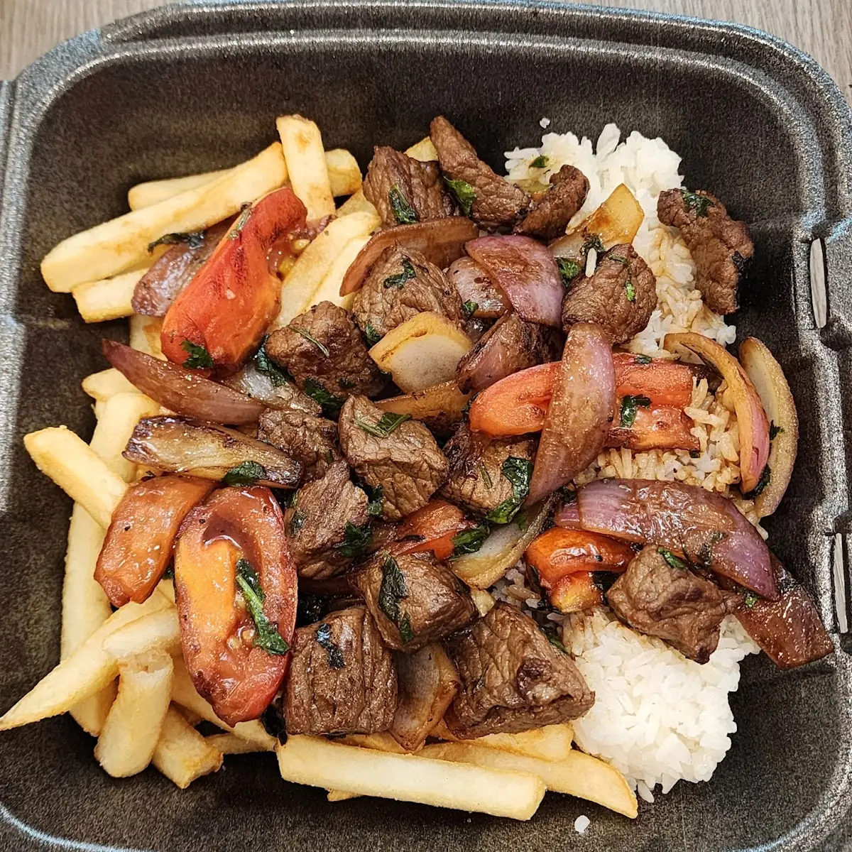 Lomo Saltado