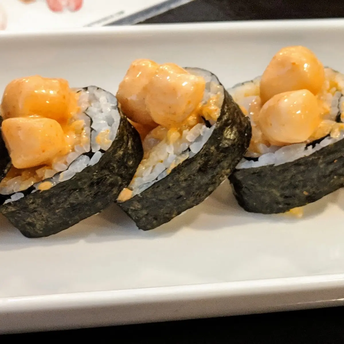 Spicy Scallop Roll