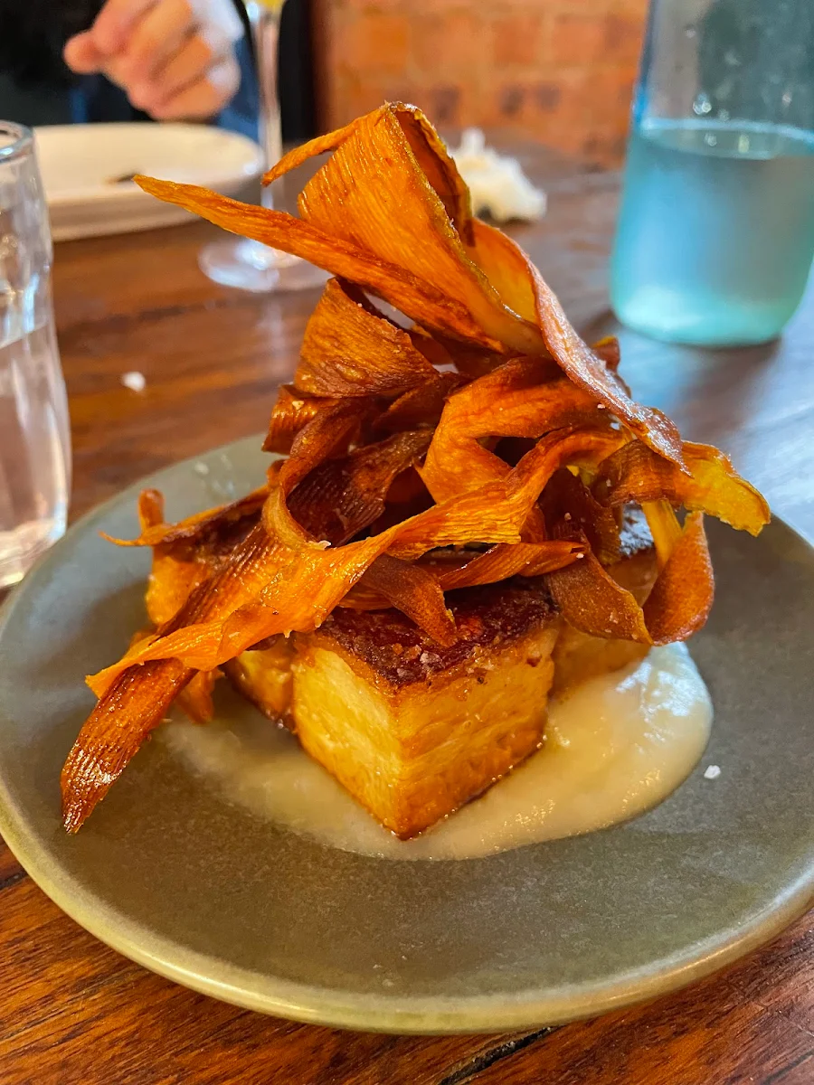 Highlights, Johnny Tapas