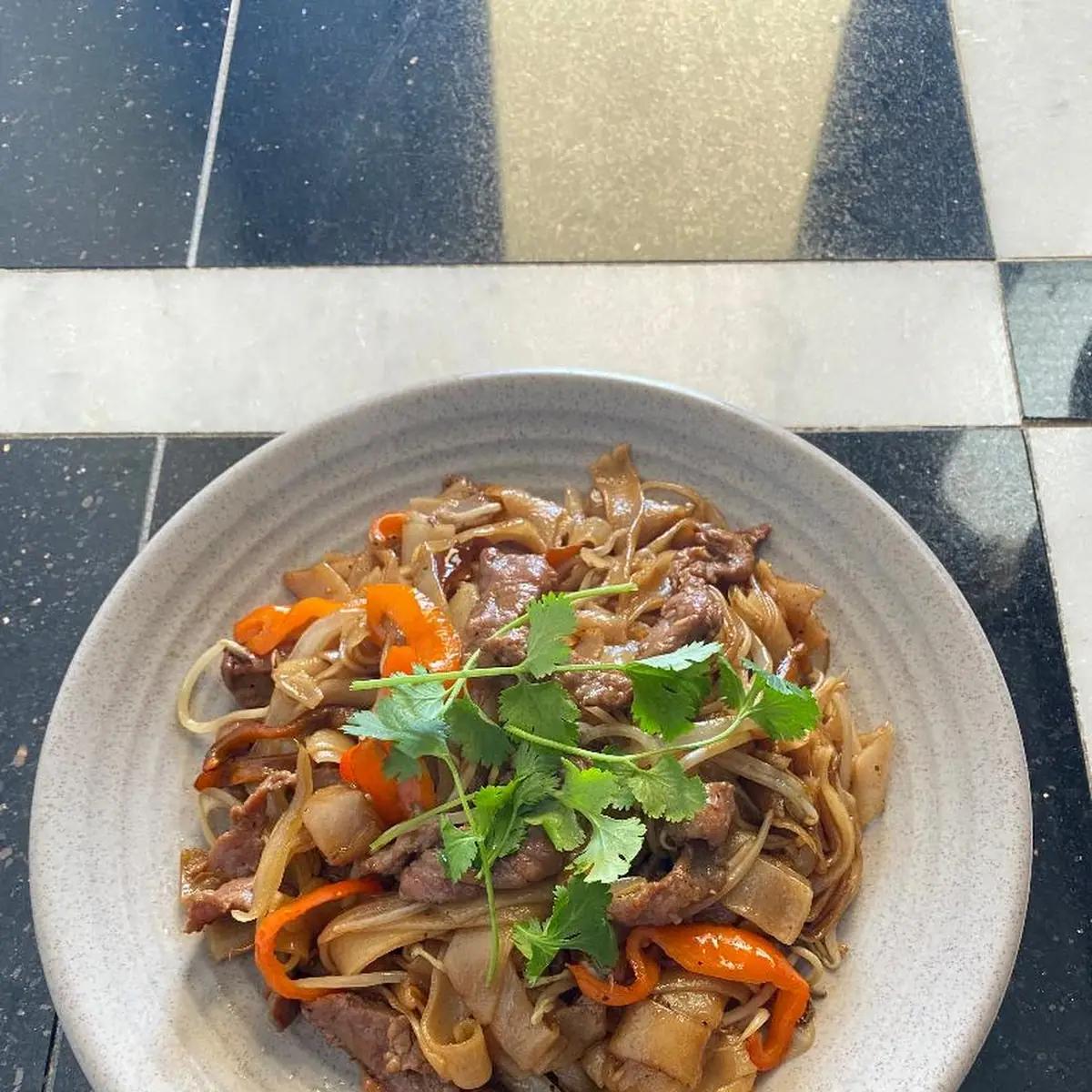 Stir-Fried Flat Noodles