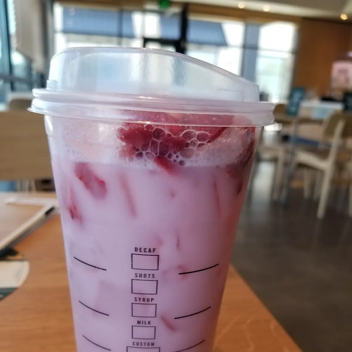 Strawberry Dragon Fruit Smoothies