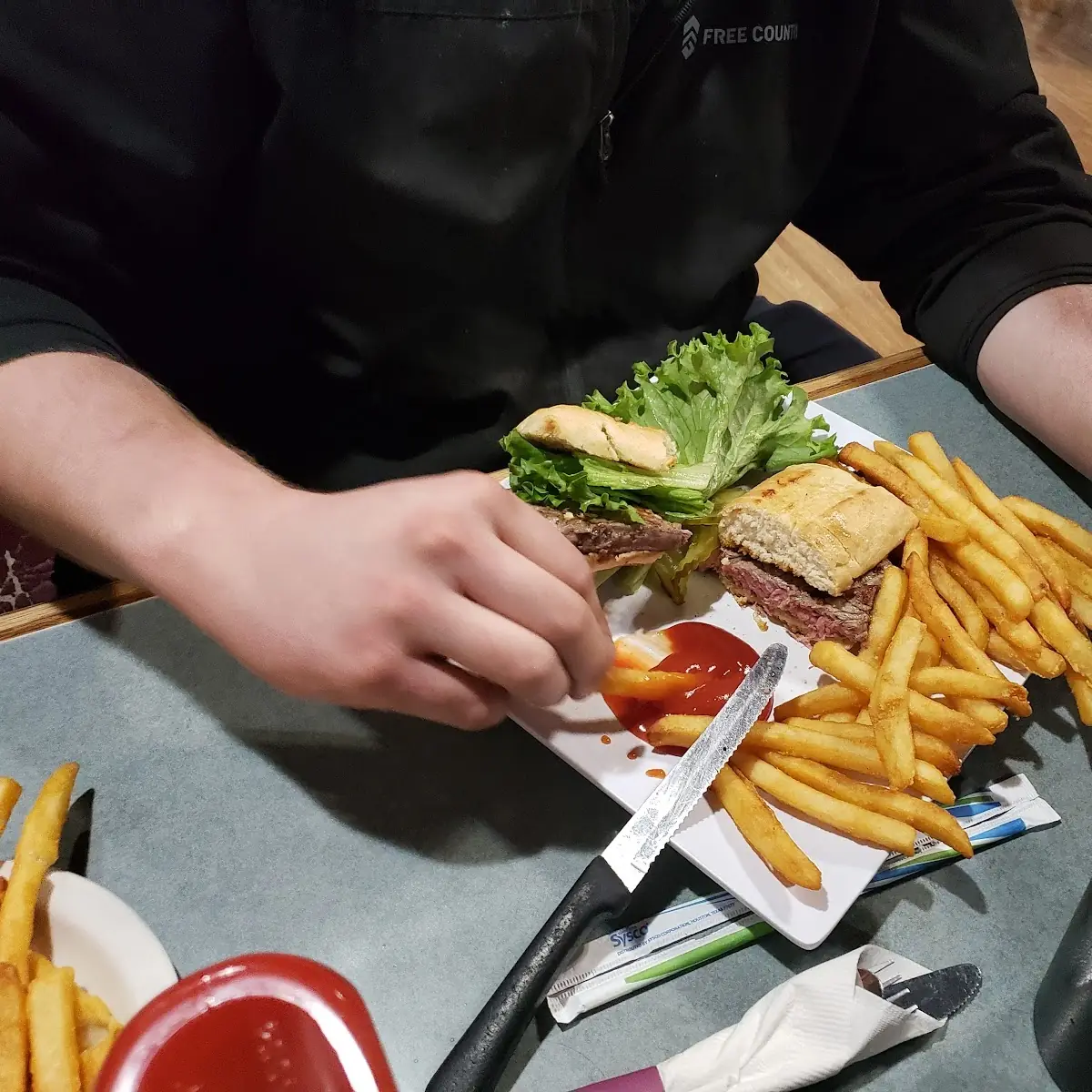 Manhattan Hamburger & Fries